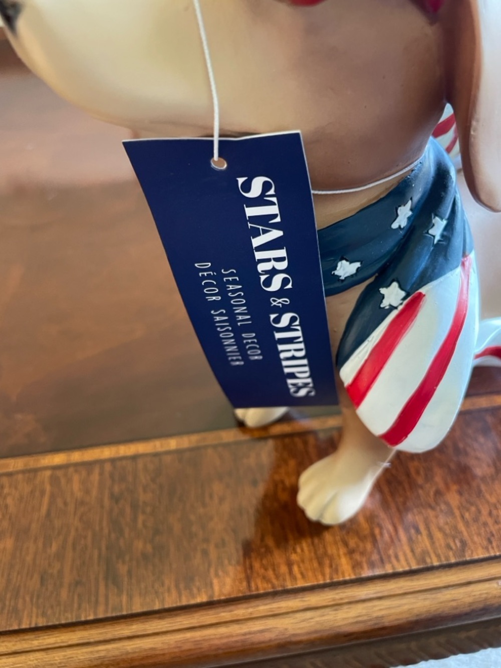 Patriotic Dachshund Figurine with Sunglasses from Stars and Stipes - Picture 2 of 7